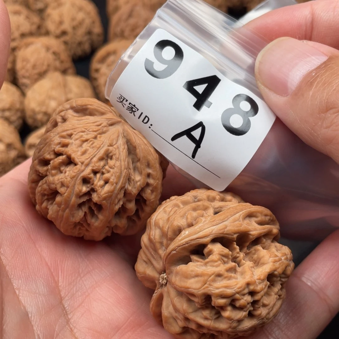 文玩核桃吊坠粗筋42