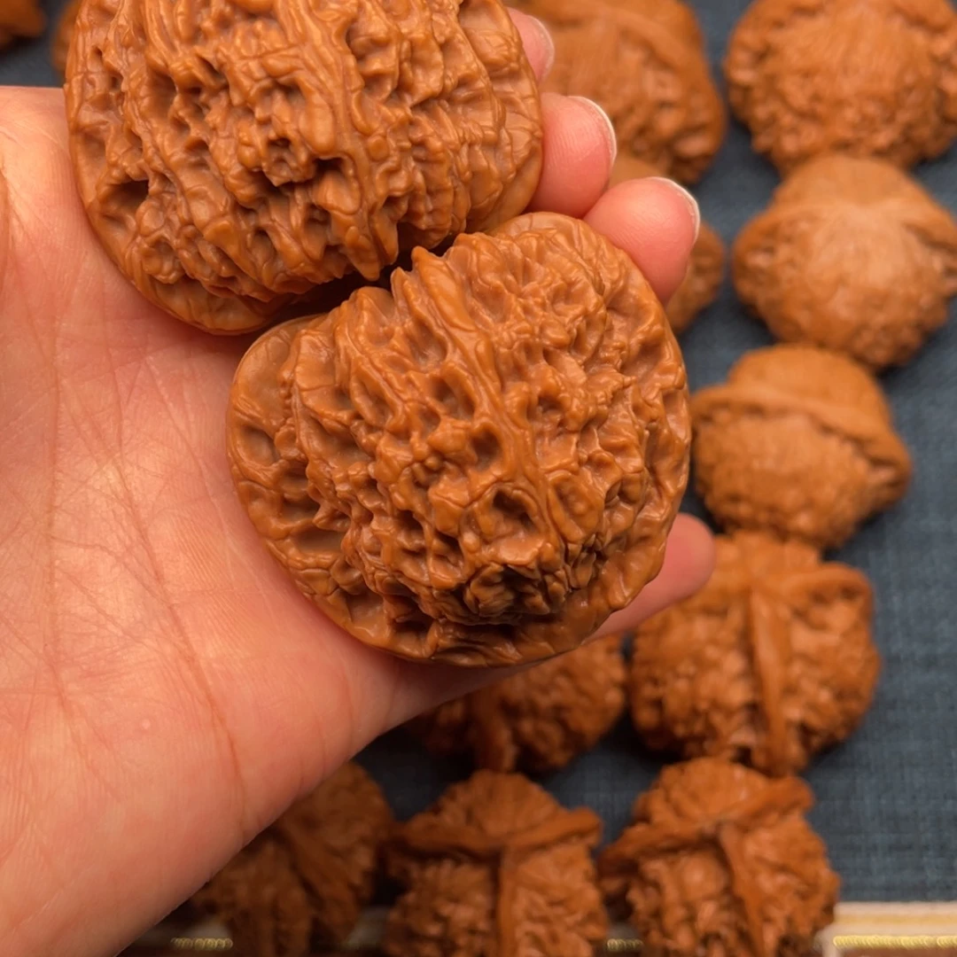 L***P把件文玩核桃46南疆