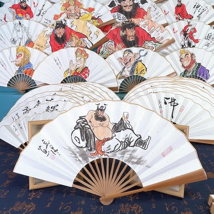 国画手绘折扇一把