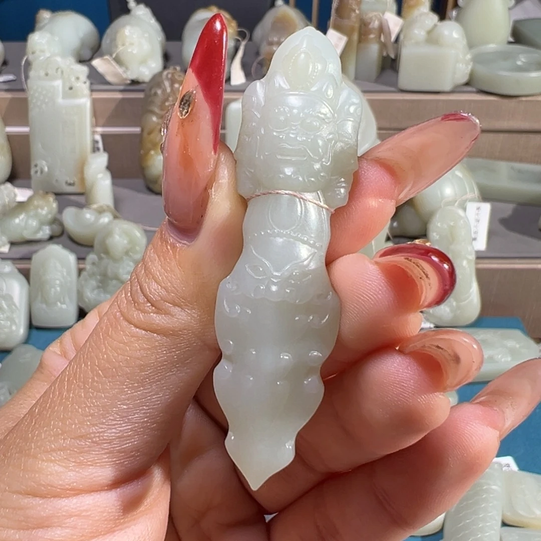 和田玉（糖玉）未镶嵌颈饰