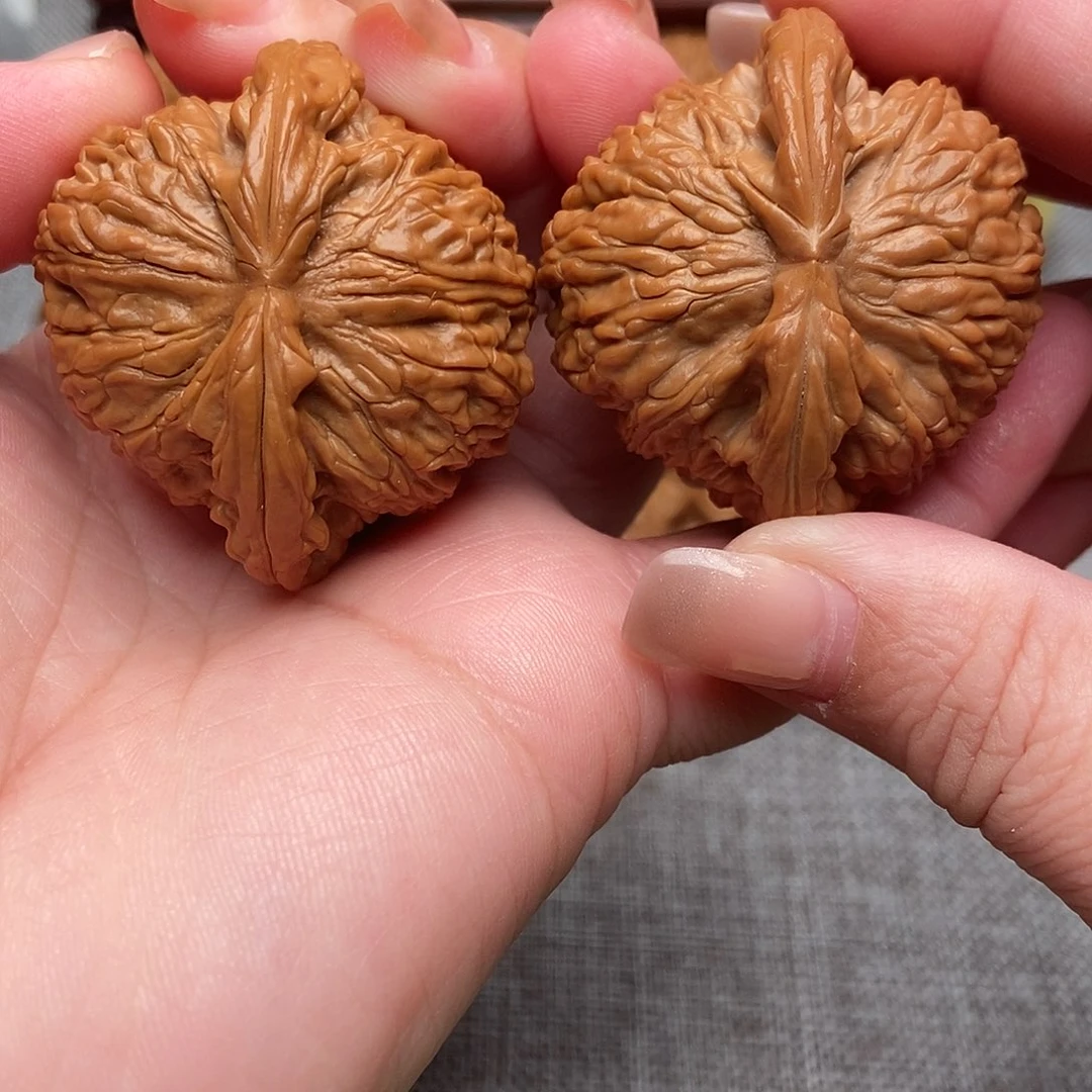 把件文玩核桃46.5全品绝配白狮子