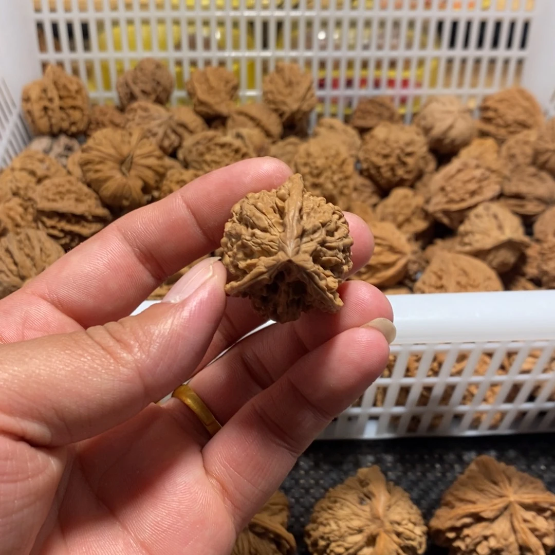 十***洲文玩核桃吊坠核桃异形