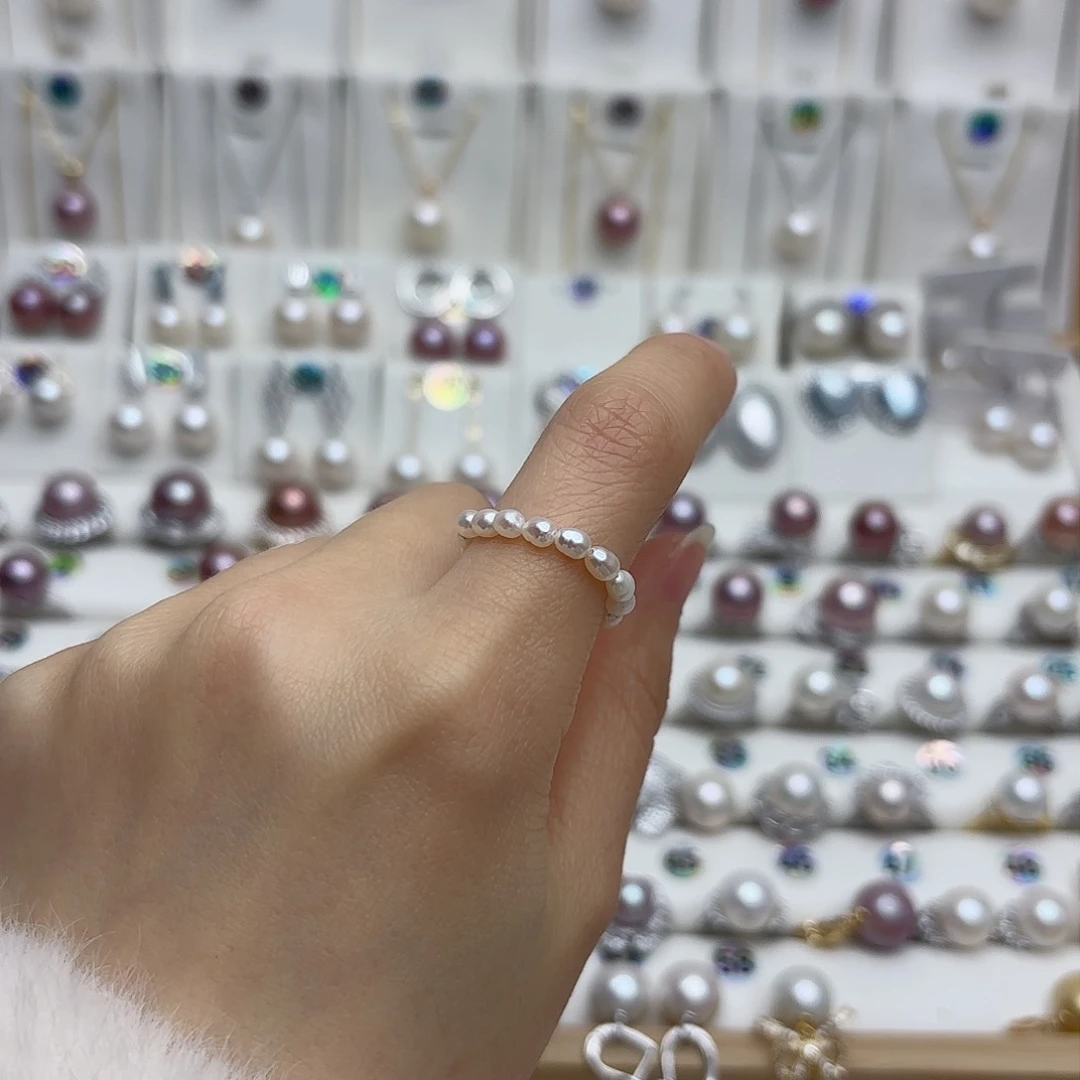 淡水珍珠颈饰未镶嵌