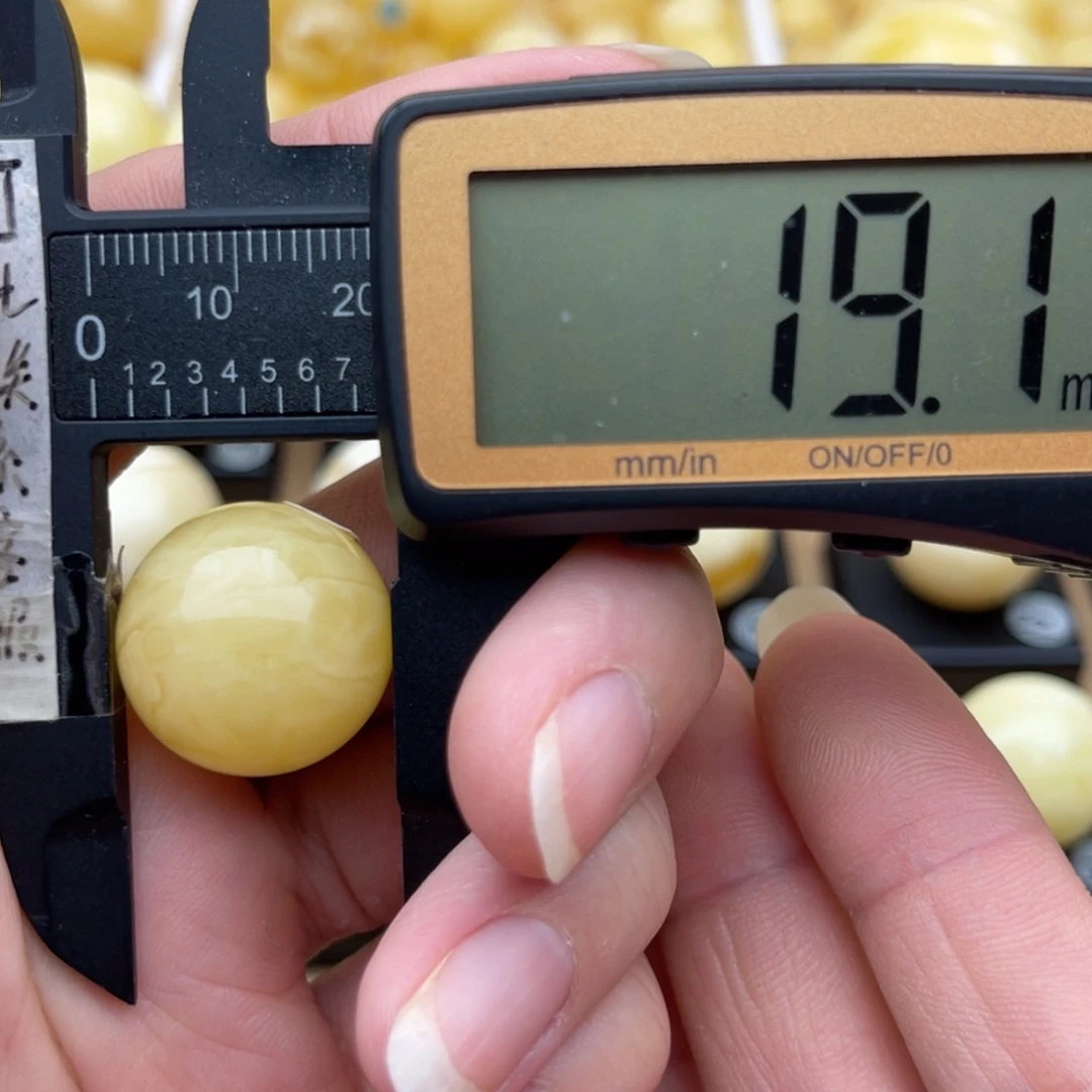 裸石琥珀未镶嵌蜜蜡圆珠微瑕鸽