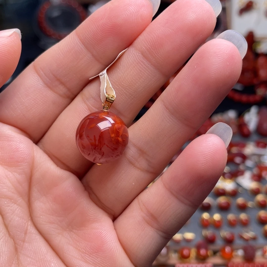 南红玛瑙18K金镶嵌锁骨珠