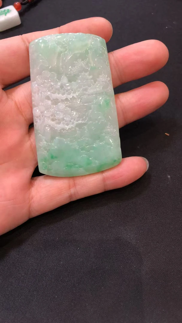 A货飘绿山水牌天然缅甸翡翠