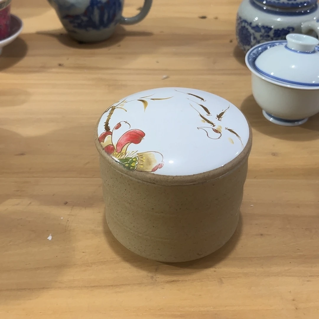 景德镇陶泥茶叶罐