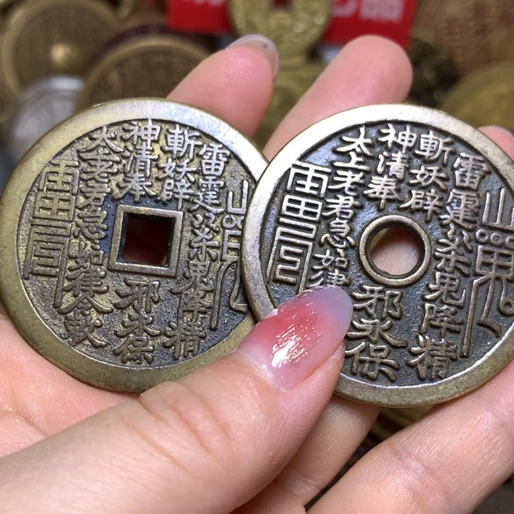 铜现代工艺品翻砂铸造山鬼两枚