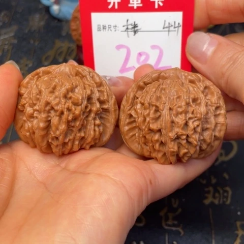 吊坠文玩核桃文玩的好