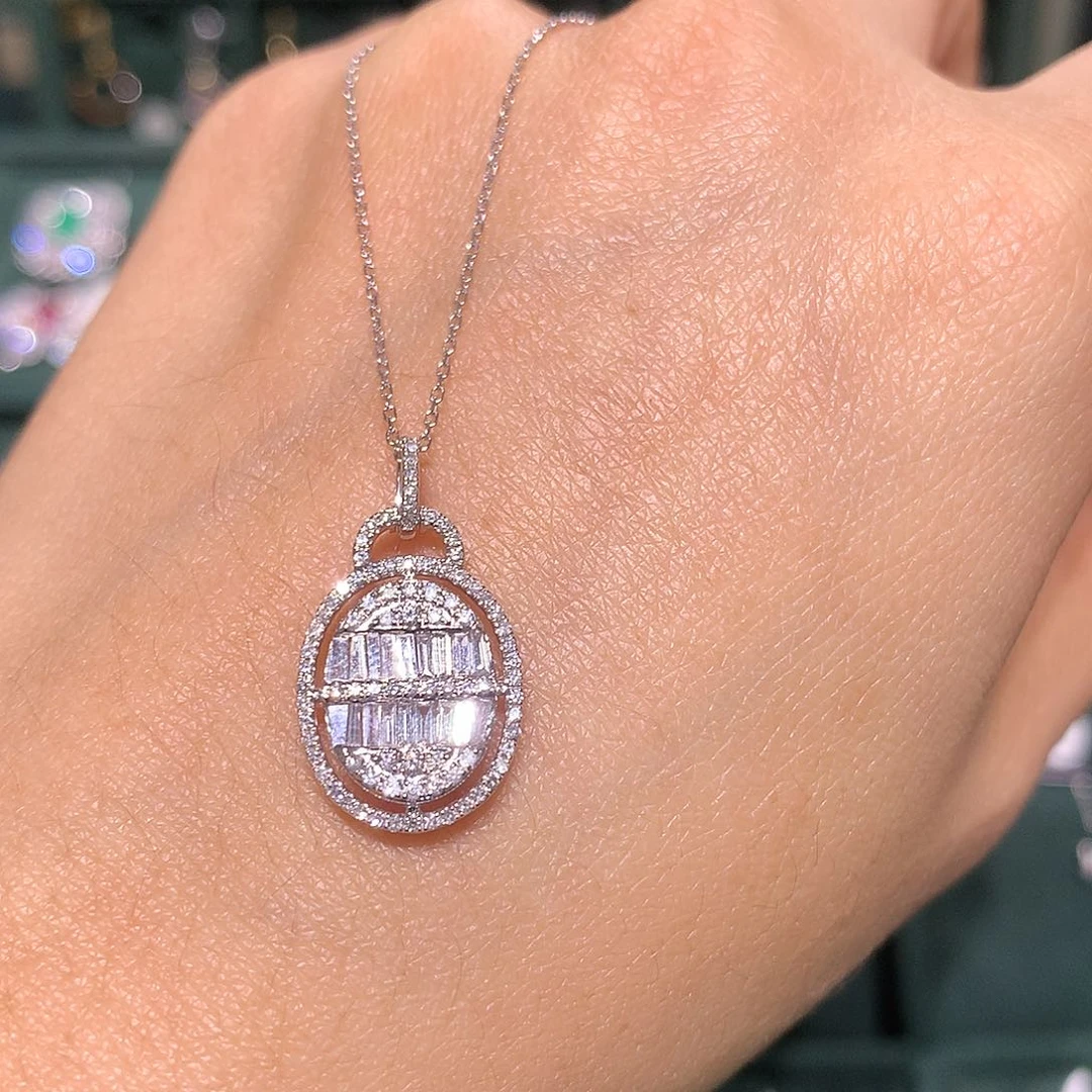 钻石颈饰18K金镶嵌满钻椭圆