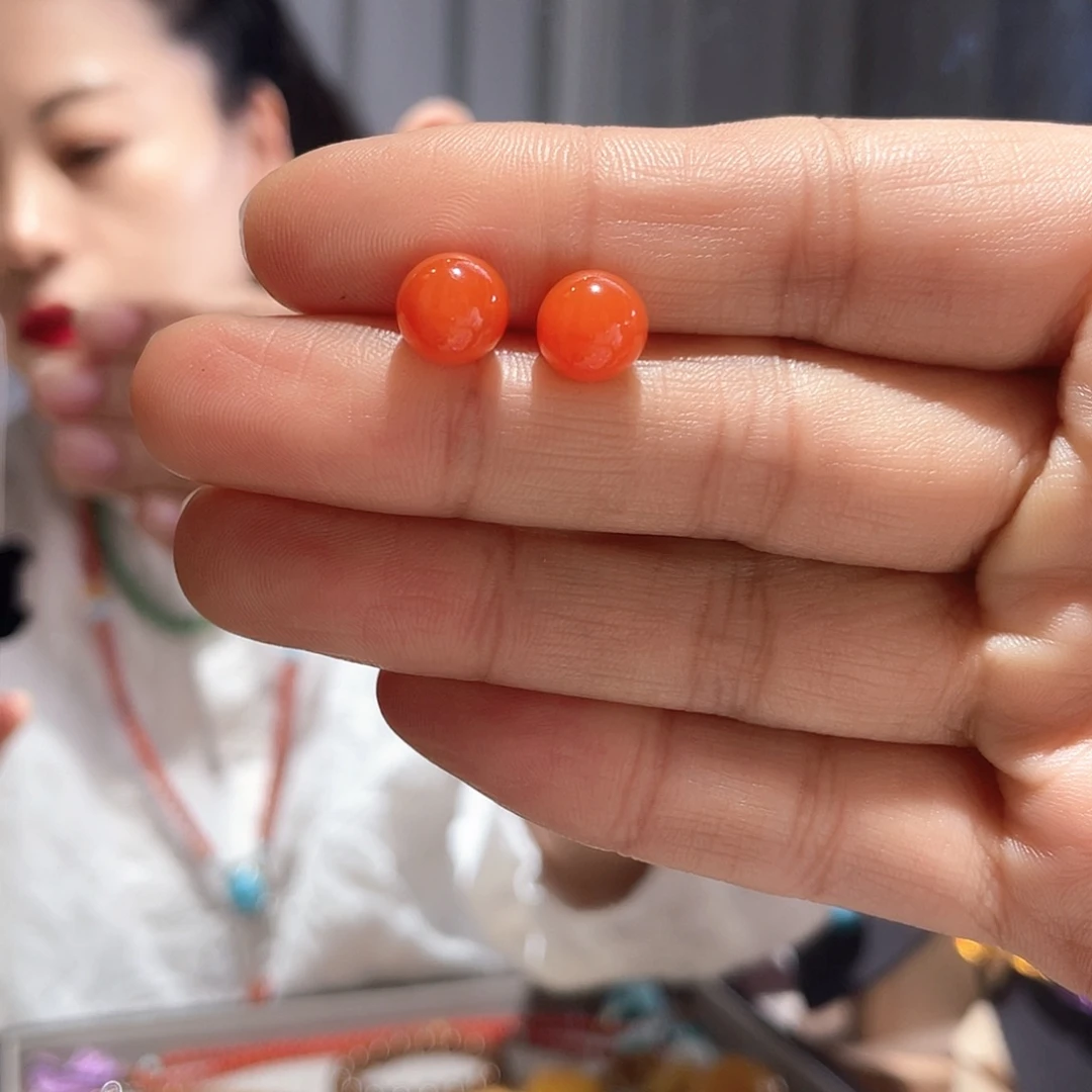 南红玛瑙18K金镶嵌耳饰大气款