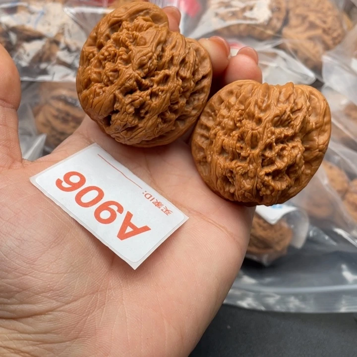 文玩核桃吊坠核桃