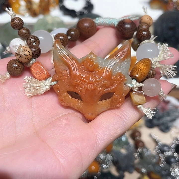 蛇纹石玉合金颈饰