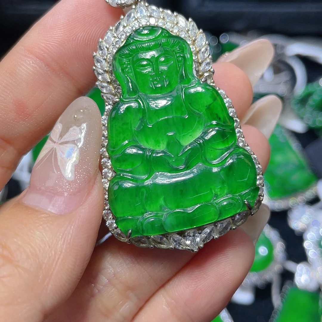 翡翠颈饰银S925镶嵌翡翠