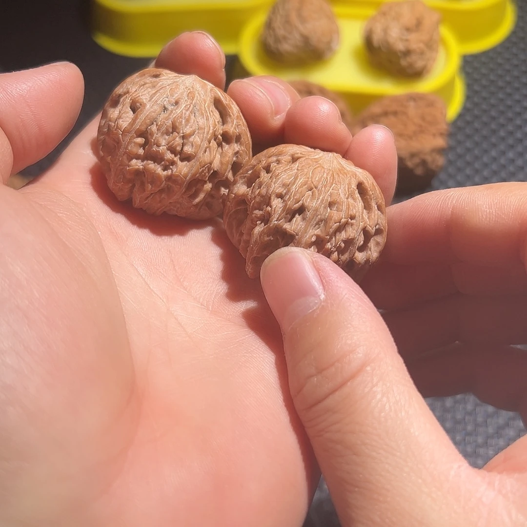 o***e文玩核桃吊坠磨盘 文玩核桃