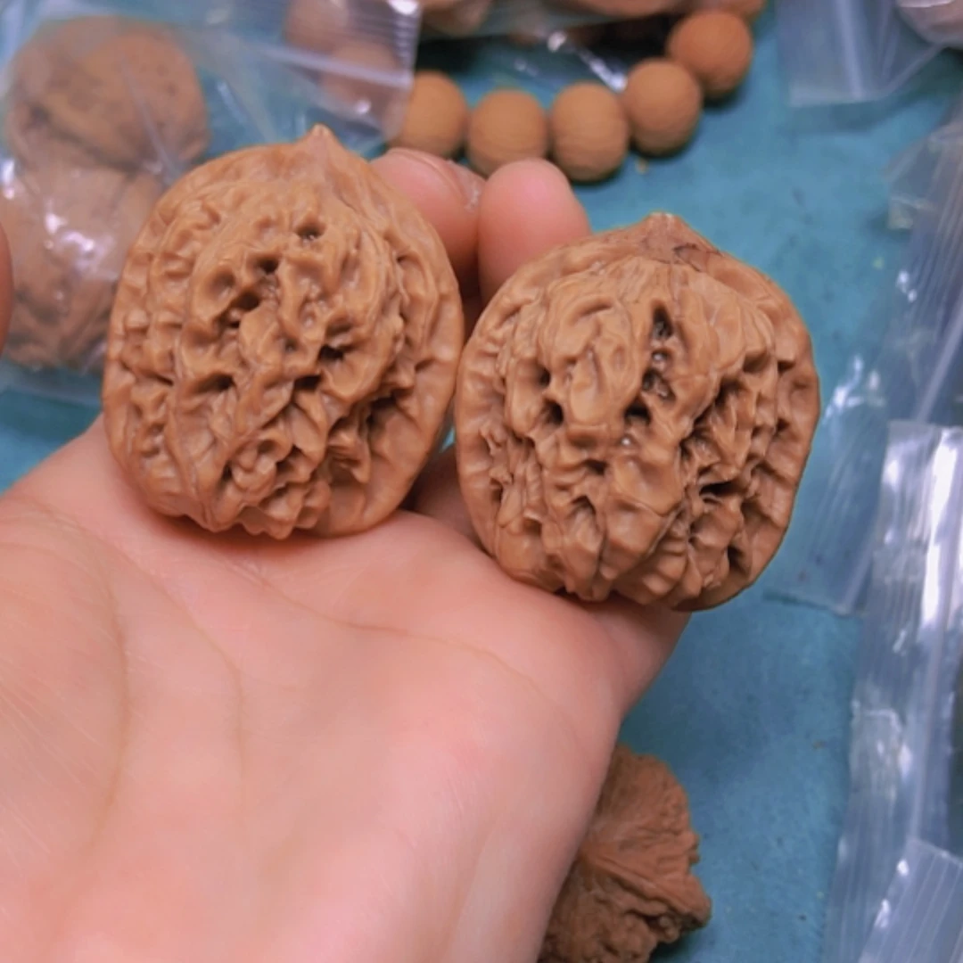 【闪购商品】摆件核桃36皇家护林修尖