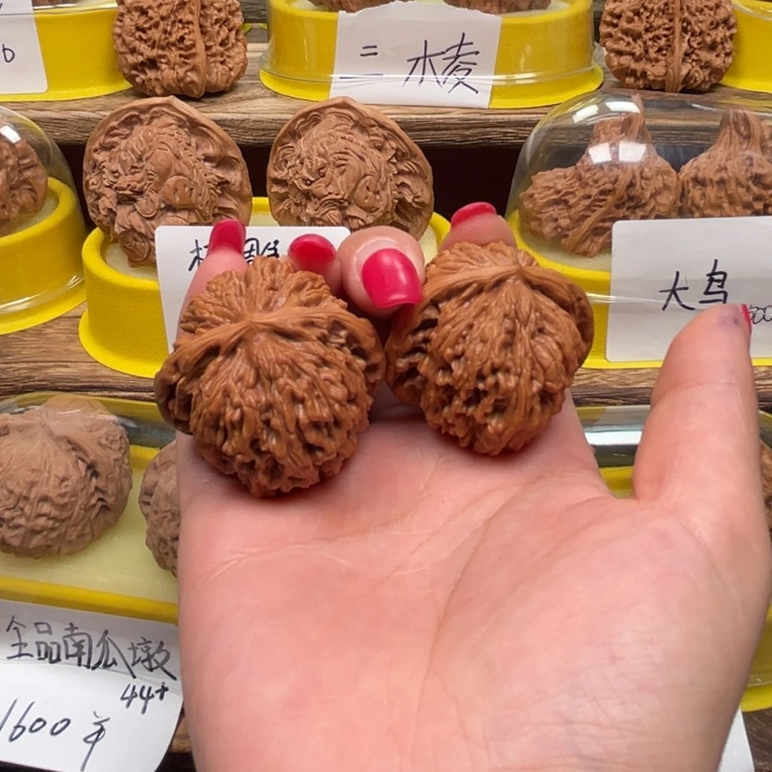 文玩核桃吊坠四座楼