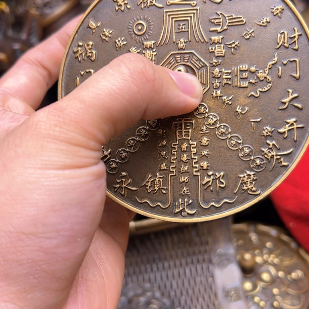 精美铜器点击下单