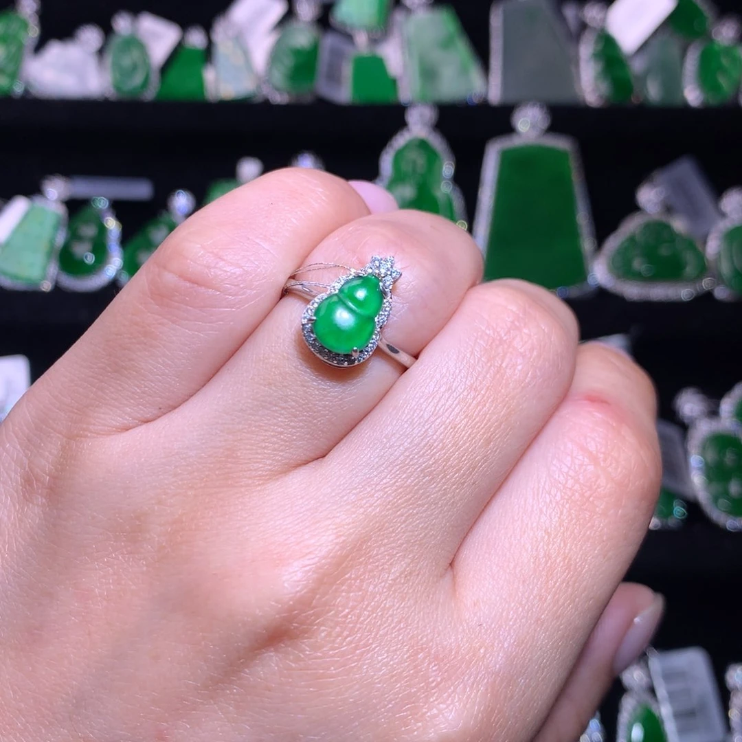 【闪购商品】银S925镶嵌戒指翡翠