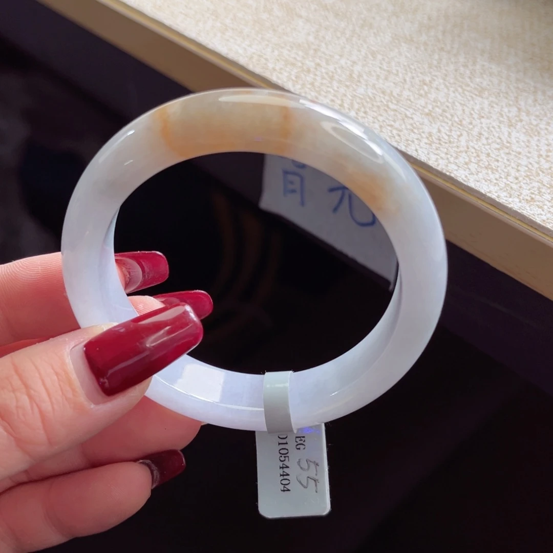 翡翠手镯未镶嵌手镯