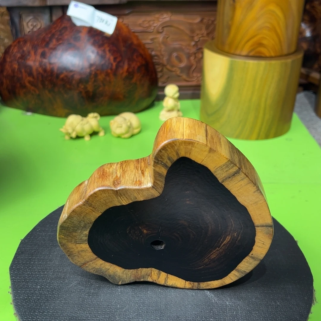 惊***木大果紫檀（缅甸花梨）