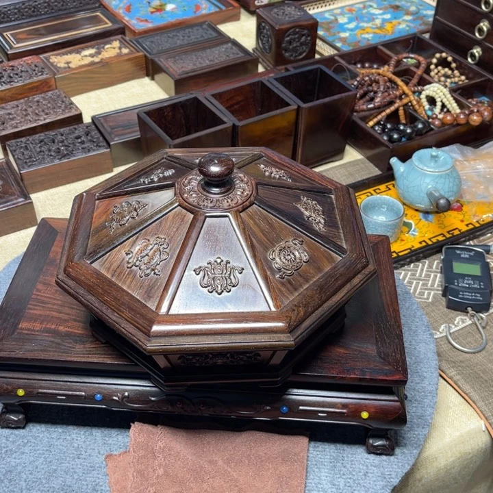 紫檀木类成套家具