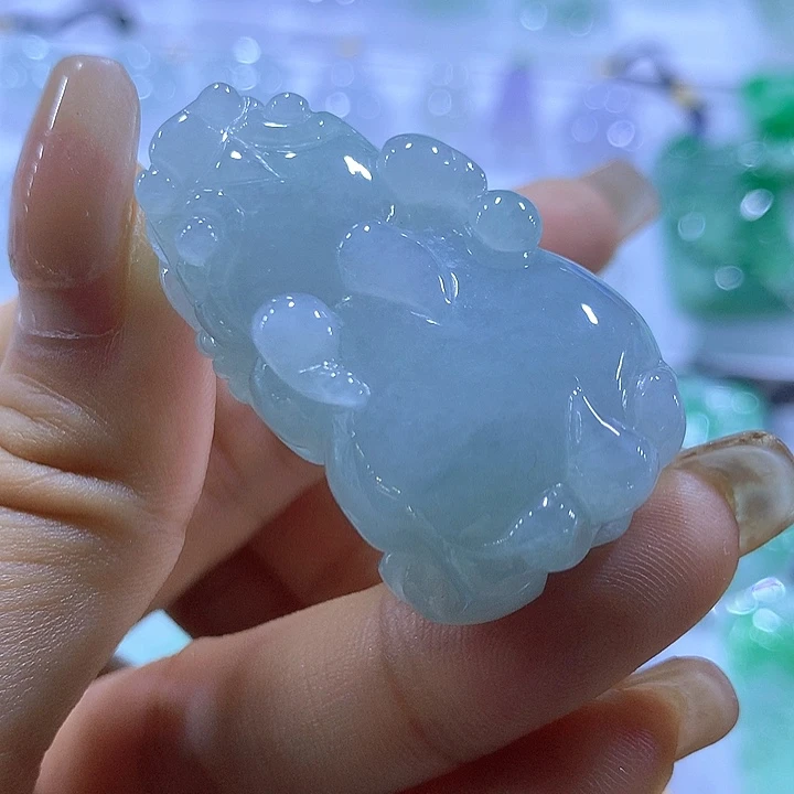 翡翠未镶嵌颈饰天然翡翠A货吊坠