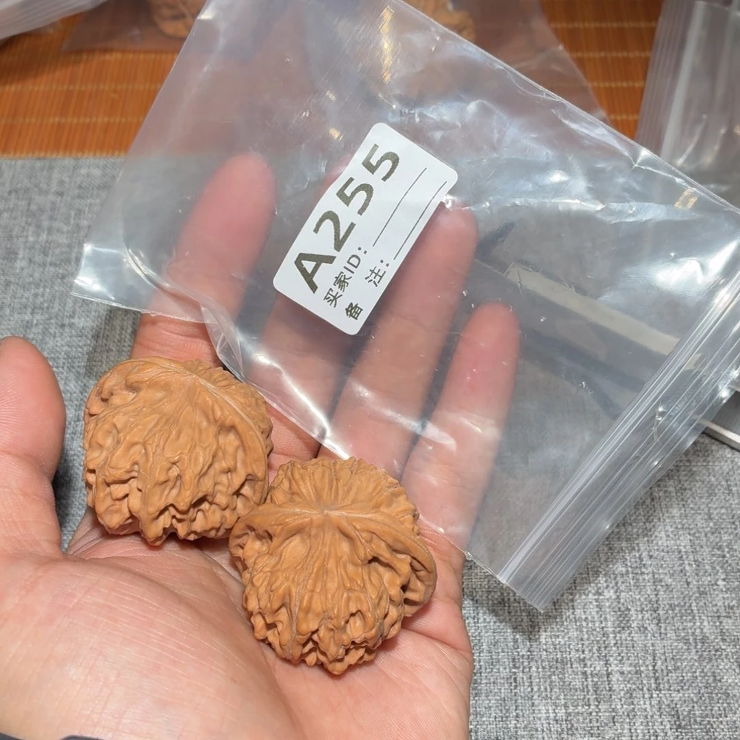 文玩核桃吊坠天地255