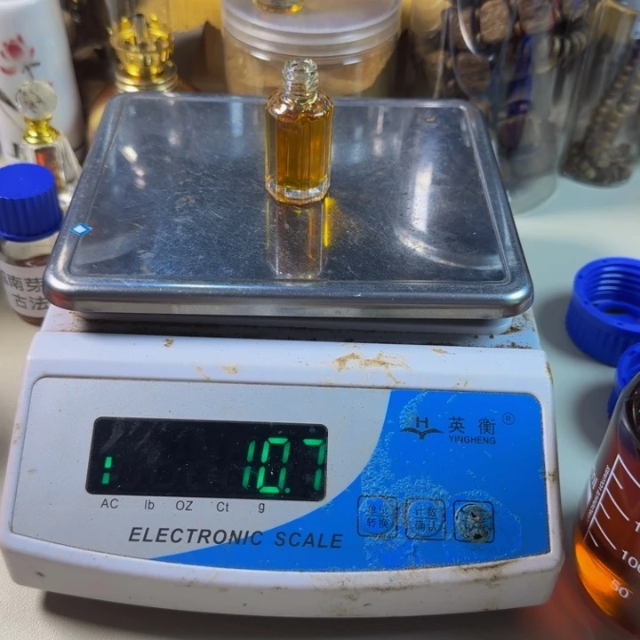 沉香精油沉香绿奇蓝宝石精油10g