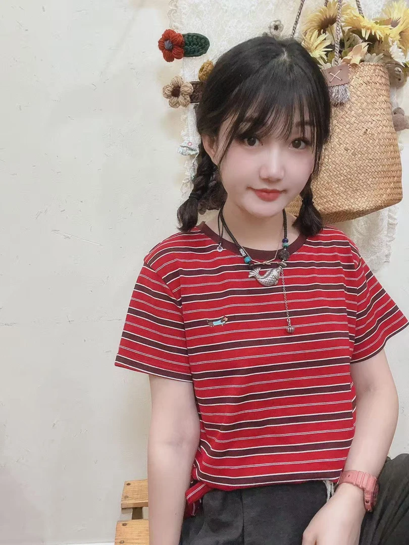 【欢天喜地】洋气女装时尚百搭宽松显瘦可爱减龄条纹刺绣短袖T恤