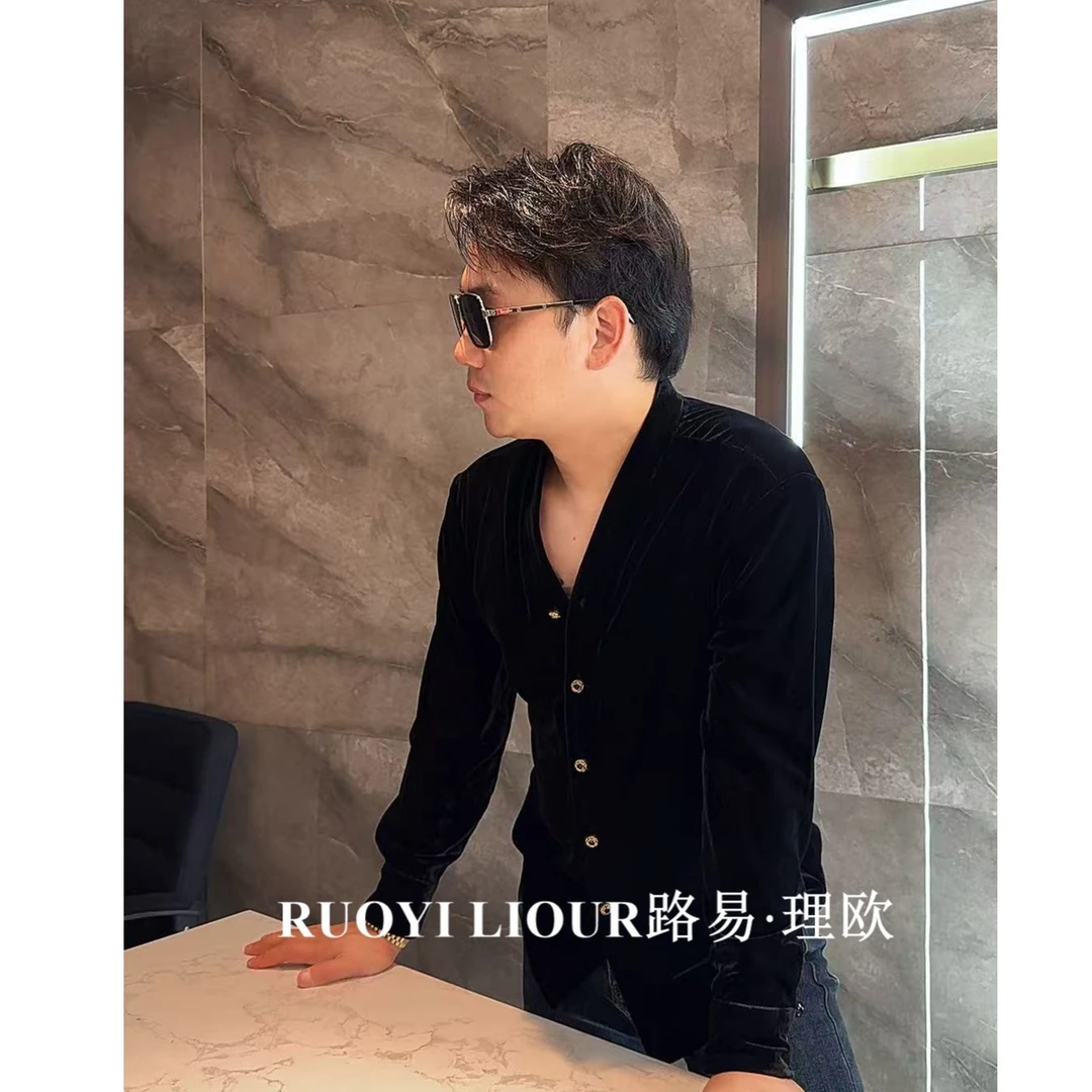 【路易理欧】雅痞绅士经典V领时尚开衫老钱通勤男士金丝绒衬衫0421
