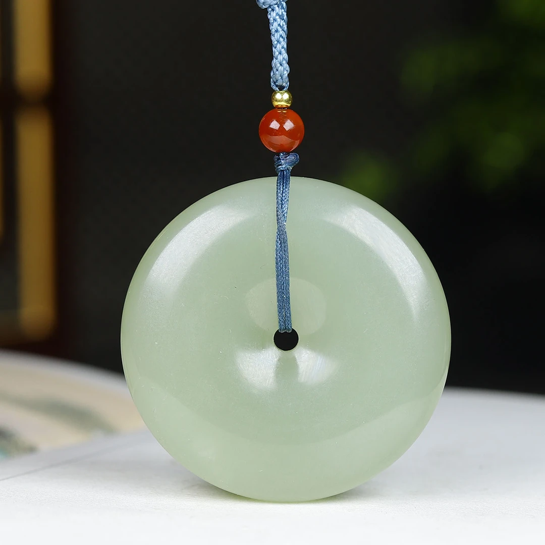 1222124和田玉平安扣挂件