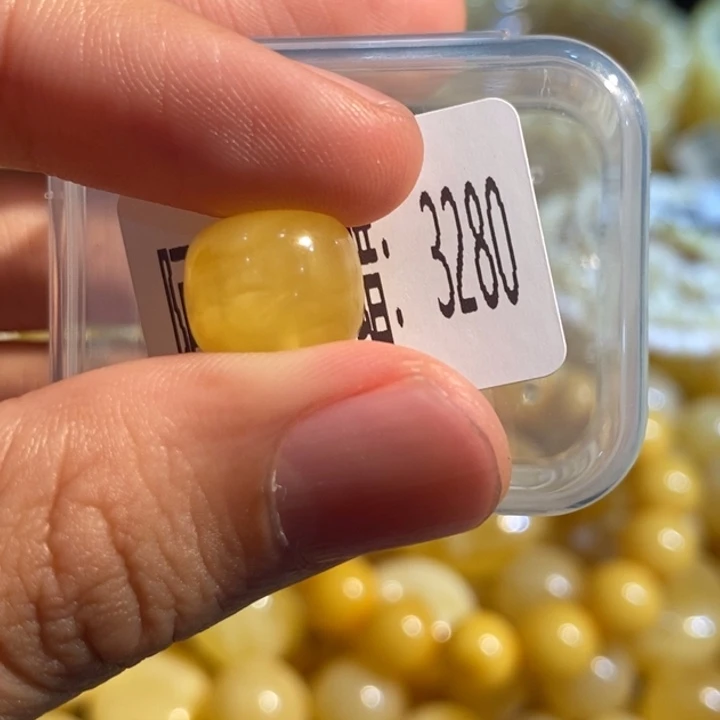 琥珀未镶嵌珠宝奇石3280