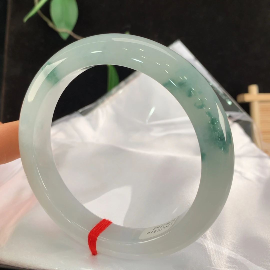 翡翠手镯未镶嵌64圈口-0152