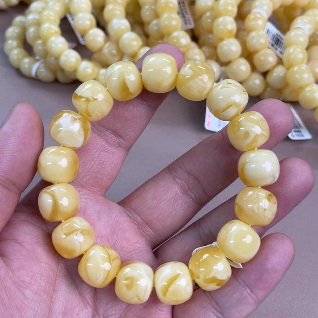 琥珀裸石未镶嵌13400000000