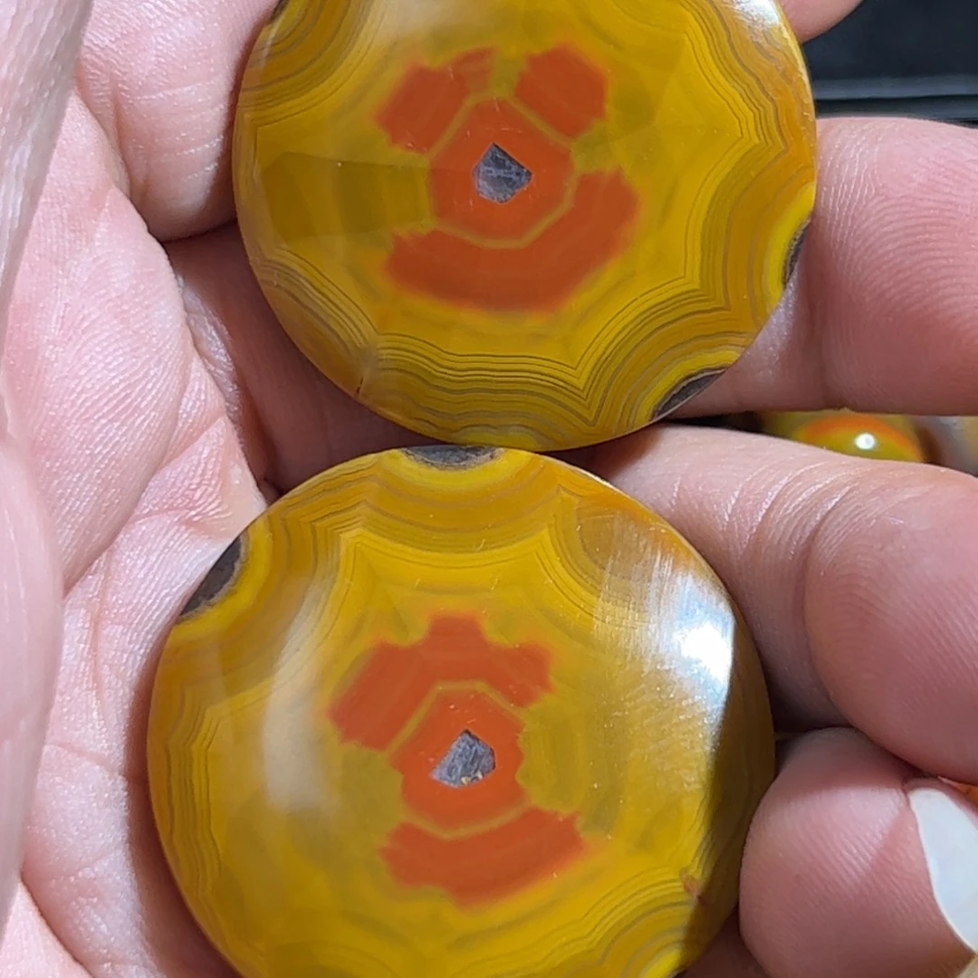 格***线玛瑙/玉髓合金颈饰