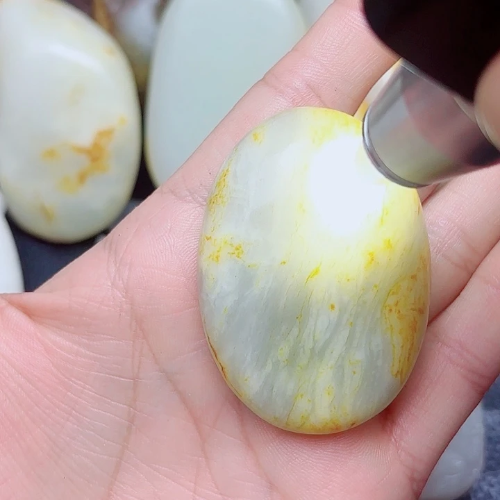 未镶嵌和田玉挂件