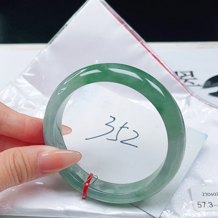 未镶嵌手镯翡翠57+正圈