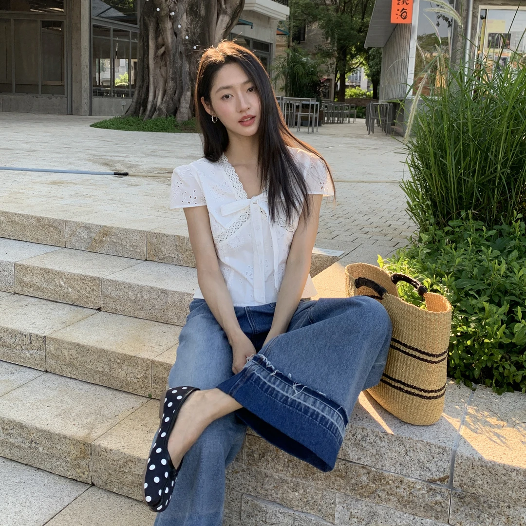 06.09NEW OPEN 25夏季款法式蝴蝶结蕾丝拼接短款修身短袖衬衫女