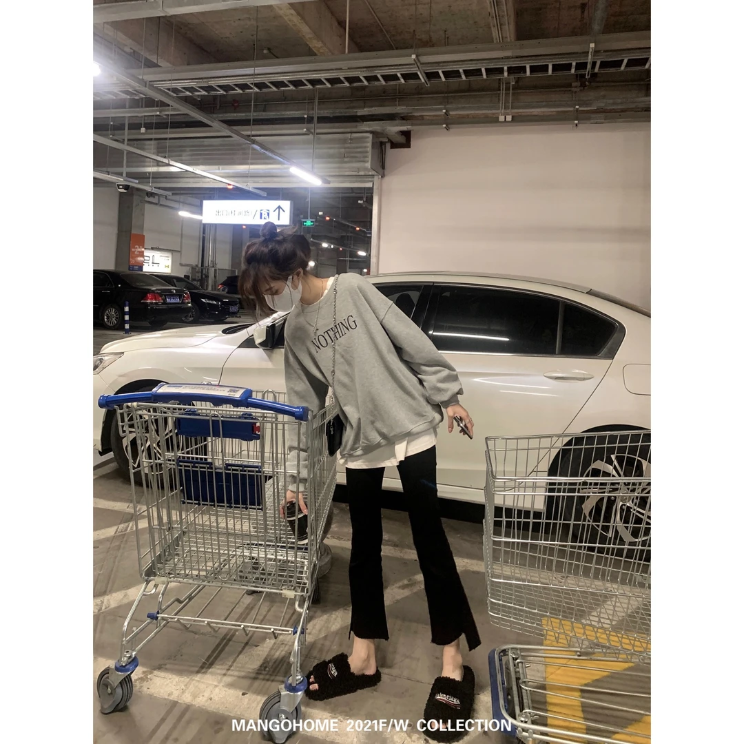 妮妮家107秋季新品高腰百搭显瘦微喇牛仔裤