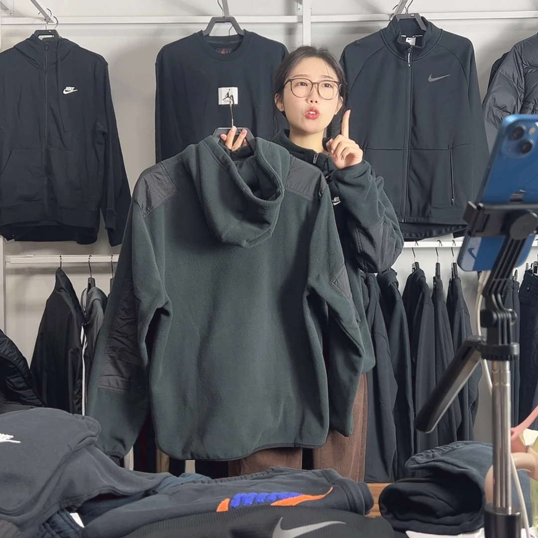 4883黑色XL码150-170斤不退换