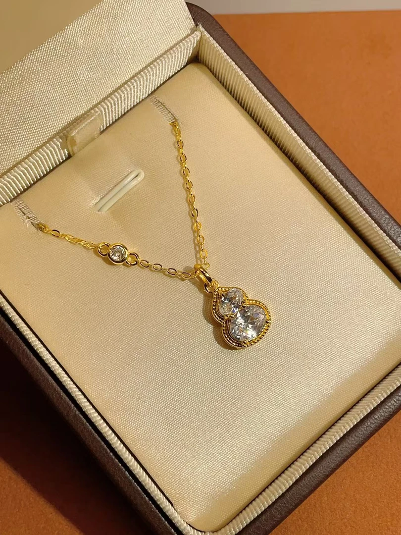 D18金色白钻葫芦吊坠