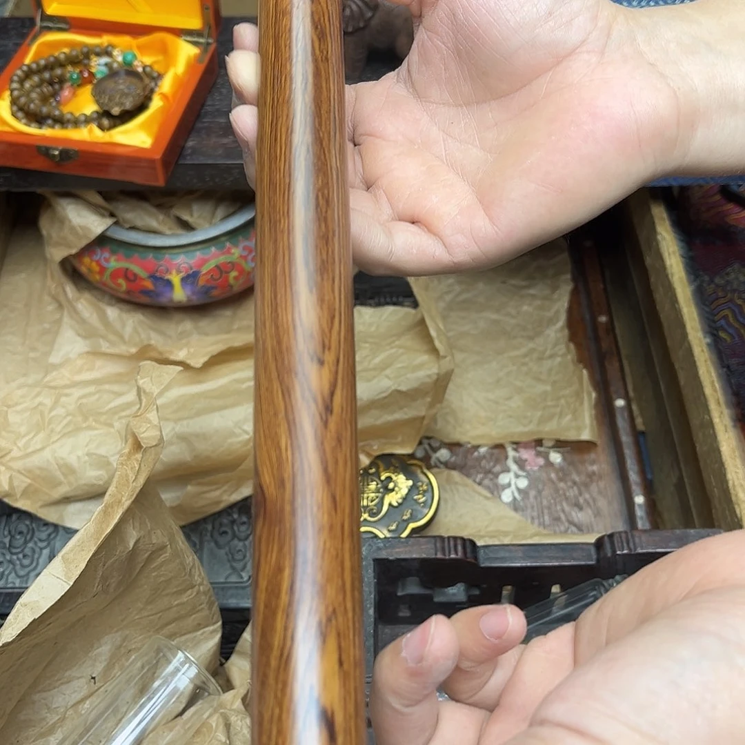 大叶紫檀（黑酸枝木类）