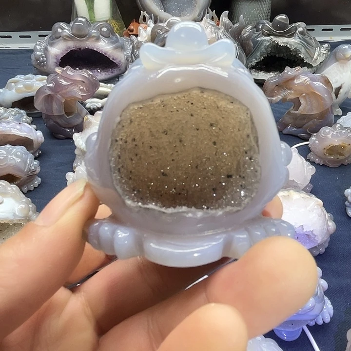 石头金蟾家居摆件