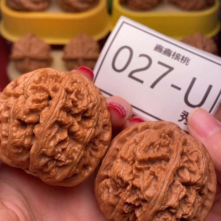 桃核把件大粗筋46……