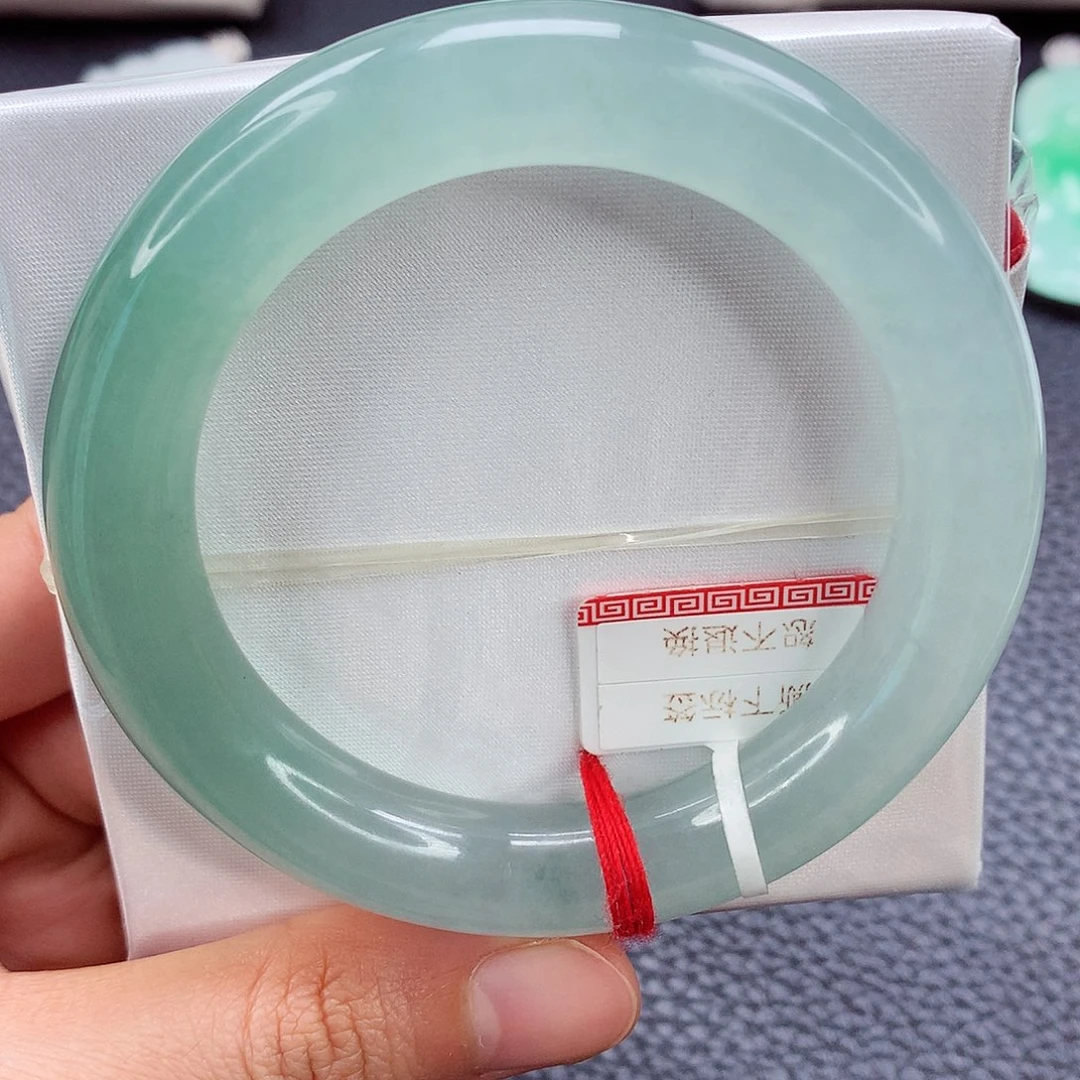 未镶嵌手镯翡翠53 半山水