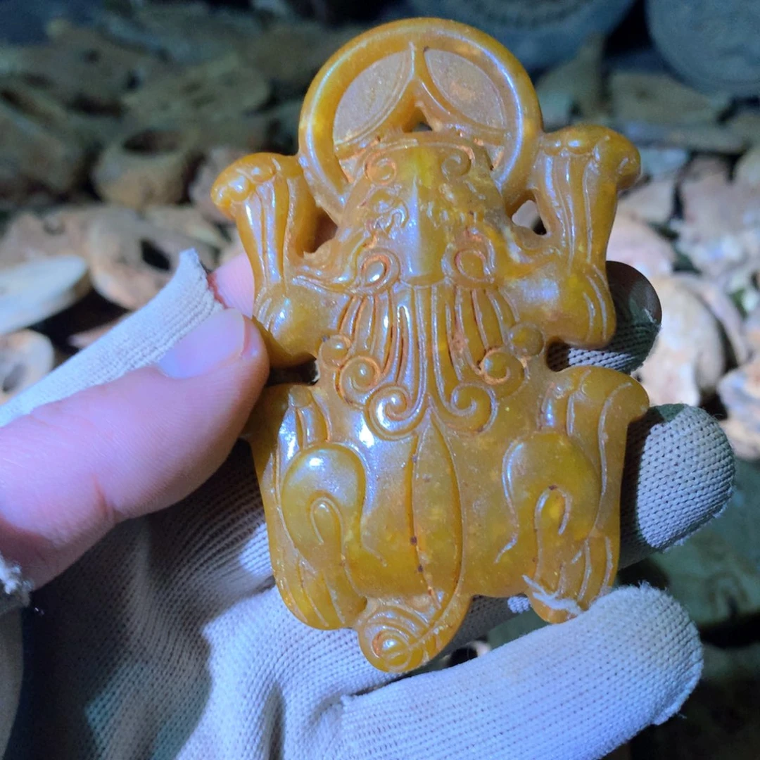 和田玉未镶嵌挂件