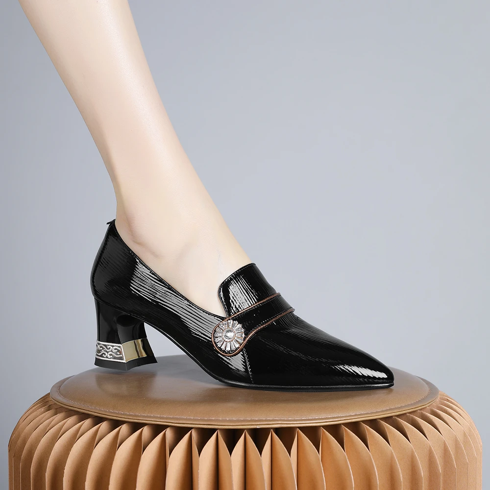 妮彩诗2024新款欧美粗单鞋女简约显瘦百搭舒适不磨脚百搭尖头1331