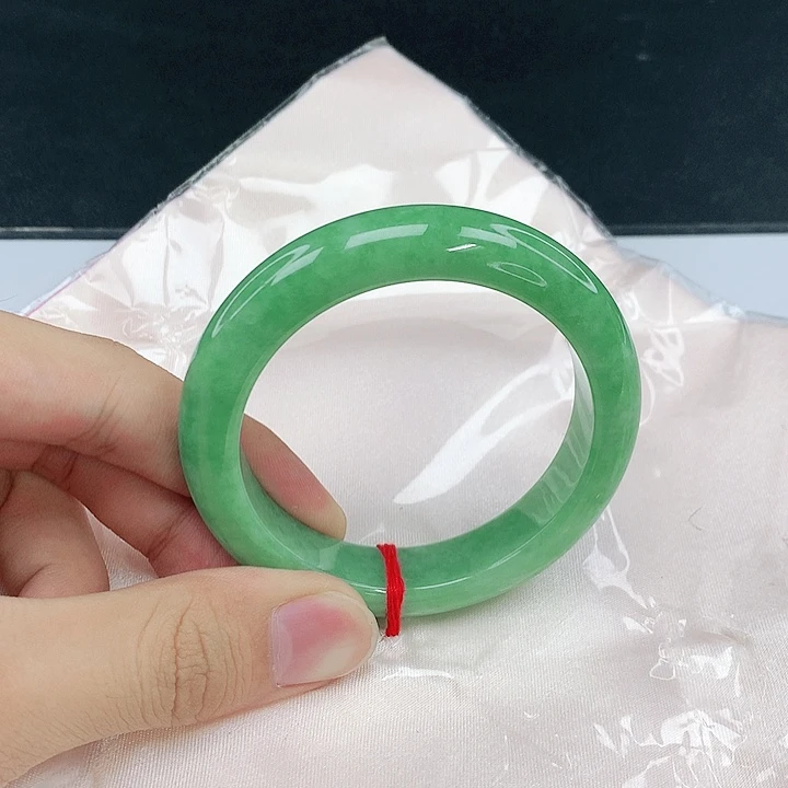 翡翠未镶嵌手镯圈54.6。15056