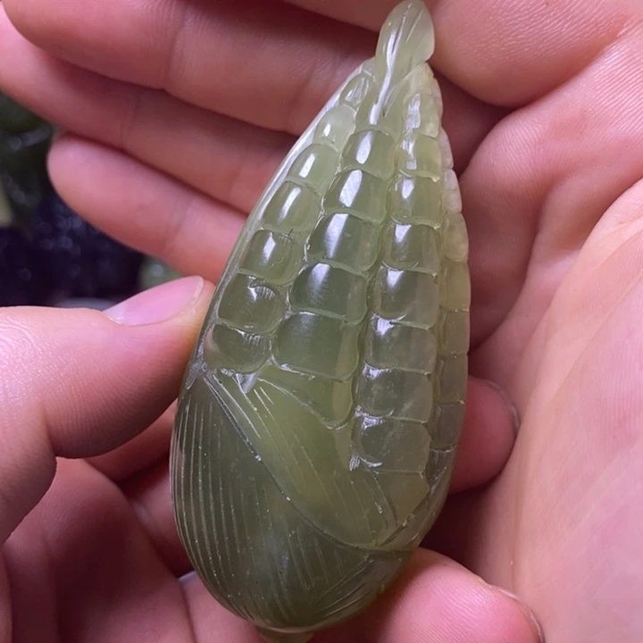 岫玉岫玉颈饰未镶嵌